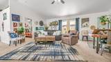 572 Greenfield Circle - Photo 2