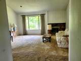2722 Spring Valley Circle - Photo 2