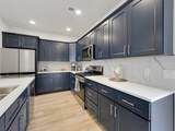 692 Mchenry Avenue - Photo 8