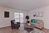3222 1/2 Bunting Avenue - Photo 4