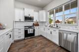 814 Red Apple Road - Photo 11