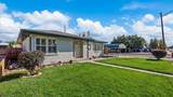 977 Aspen Avenue - Photo 2