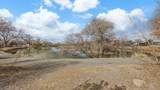 1042 Lakeside Court - Photo 35
