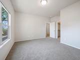 580 1/2 Willoughby Street - Photo 20