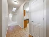 580 1/2 Willoughby Street - Photo 3
