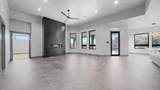 664 Ellen Drive - Photo 3
