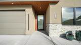 690 Edgecliff Court - Photo 38