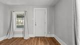 2455 1/2 Broadway - Photo 8