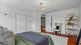 1062 Main Street - Photo 31