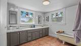 1062 Main Street - Photo 34