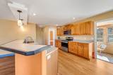 927 Crown Court - Photo 17