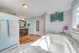927 Crown Court - Photo 27
