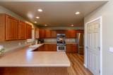 801 Cresthaven Drive - Photo 6