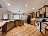 2577 Maureen Court - Photo 16