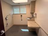 1035 Wellington Avenue - Photo 2