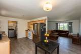 3185 Elm Avenue - Photo 8