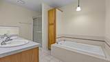 1533 Crest View Way - Photo 11