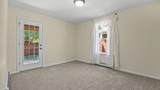 1533 Crest View Way - Photo 13