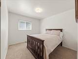 2142 20th Street - Photo 20