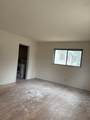 2015 21st Street - Photo 2