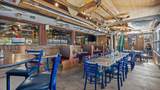 WingNutz Railroad Avenue - Photo 11