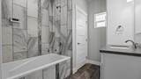 423 Brealyn Court - Photo 22