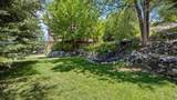 390 Jenny Place - Photo 3