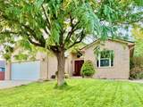 2810 Grand View Circle - Photo 1