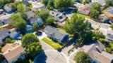 636 Brooks Court - Photo 40