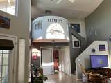 1533 Crest View Way - Photo 3