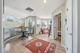 1533 Crest View Way - Photo 9