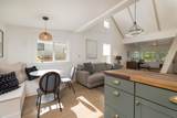 246 Hill Avenue - Photo 15