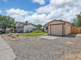 3211 1/2 Bunting Avenue - Photo 2