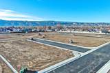 392 Hatchet Canyon Circle - Photo 17