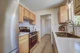 636 Highview Road - Photo 12