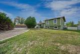 2307 Broadway - Photo 2