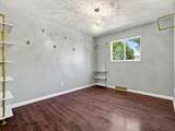 633 Sparn Court - Photo 16