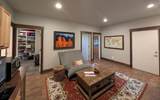 684 Falcon Way - Photo 30