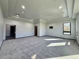 664 Ellen Drive - Photo 18