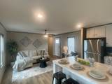 406 Lois Street - Photo 4