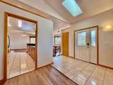 920 Crown Court - Photo 2