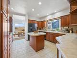 2062 Stagecoach Court - Photo 14