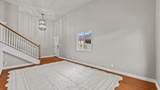 1042 Lakeside Court - Photo 4