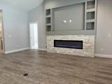 696 Arran Way - Photo 4
