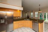 680 Moonridge Court - Photo 18