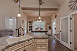 2314 Broadway - Photo 7
