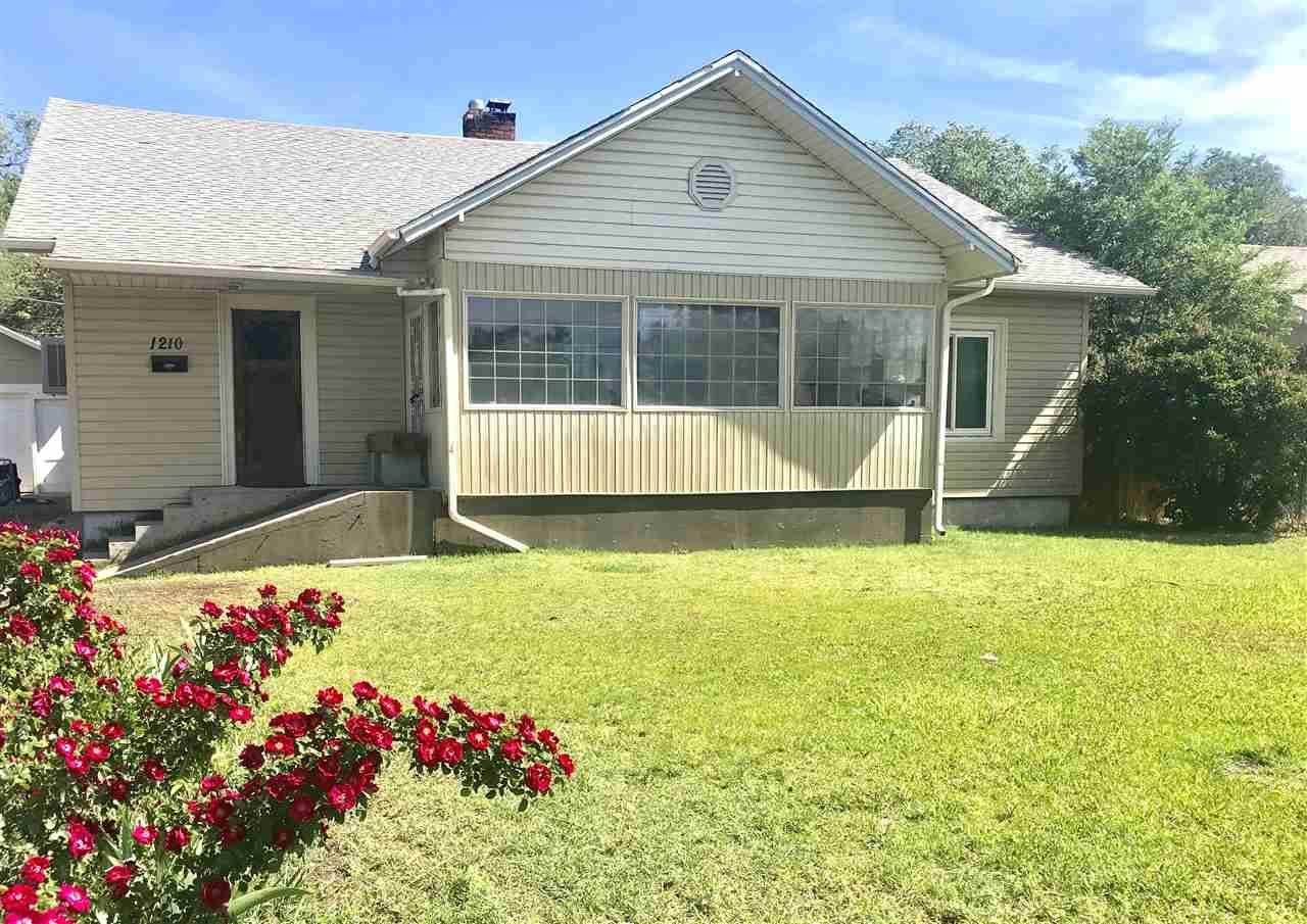 1210 Orchard Avenue - Photo 1