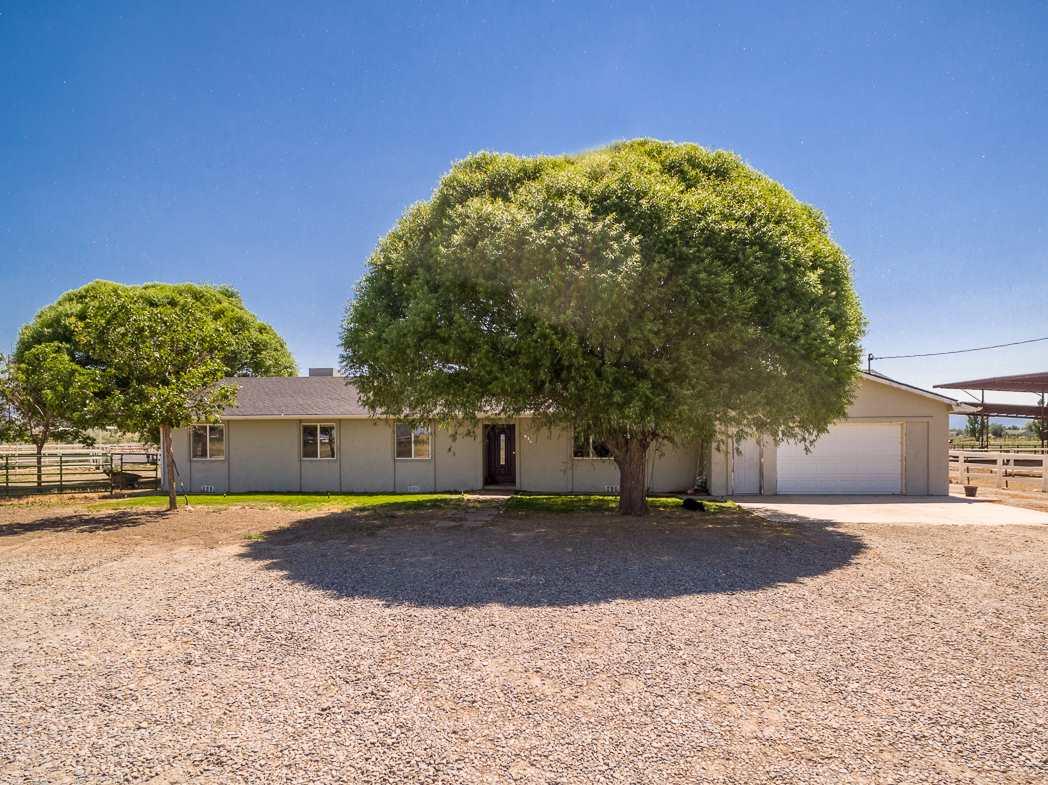 936 22 Road - Photo 1