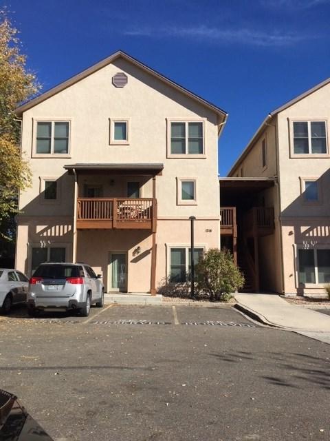 1214 Walnut Avenue - Photo 1