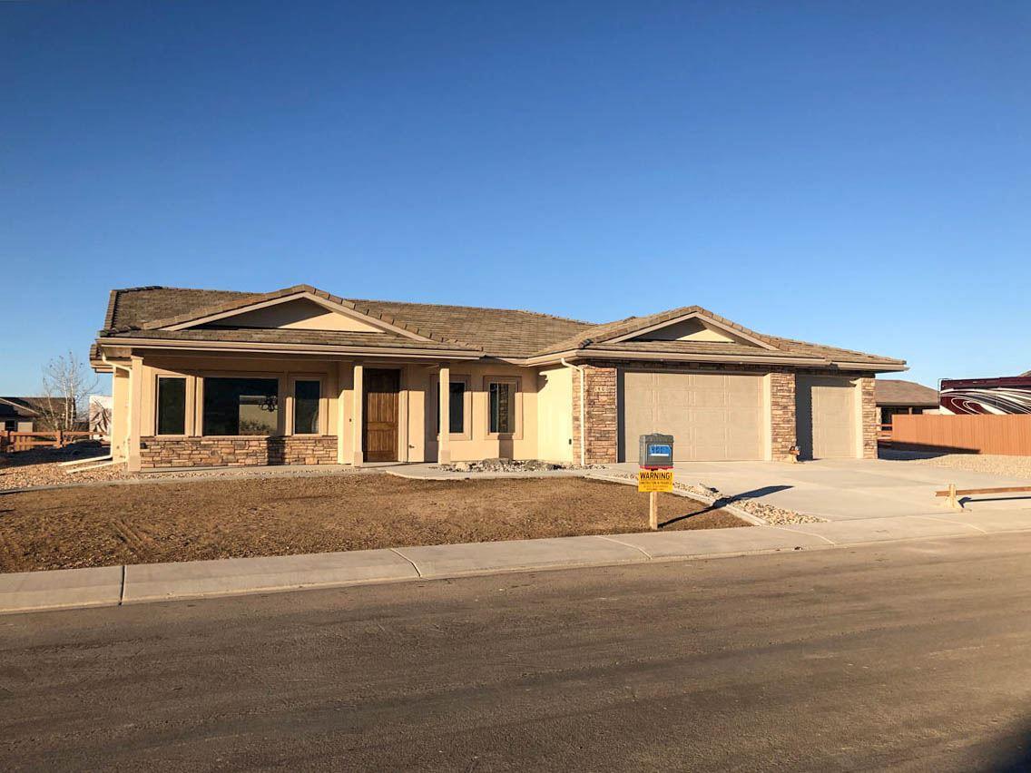 1401 Niblick Way - Photo 1